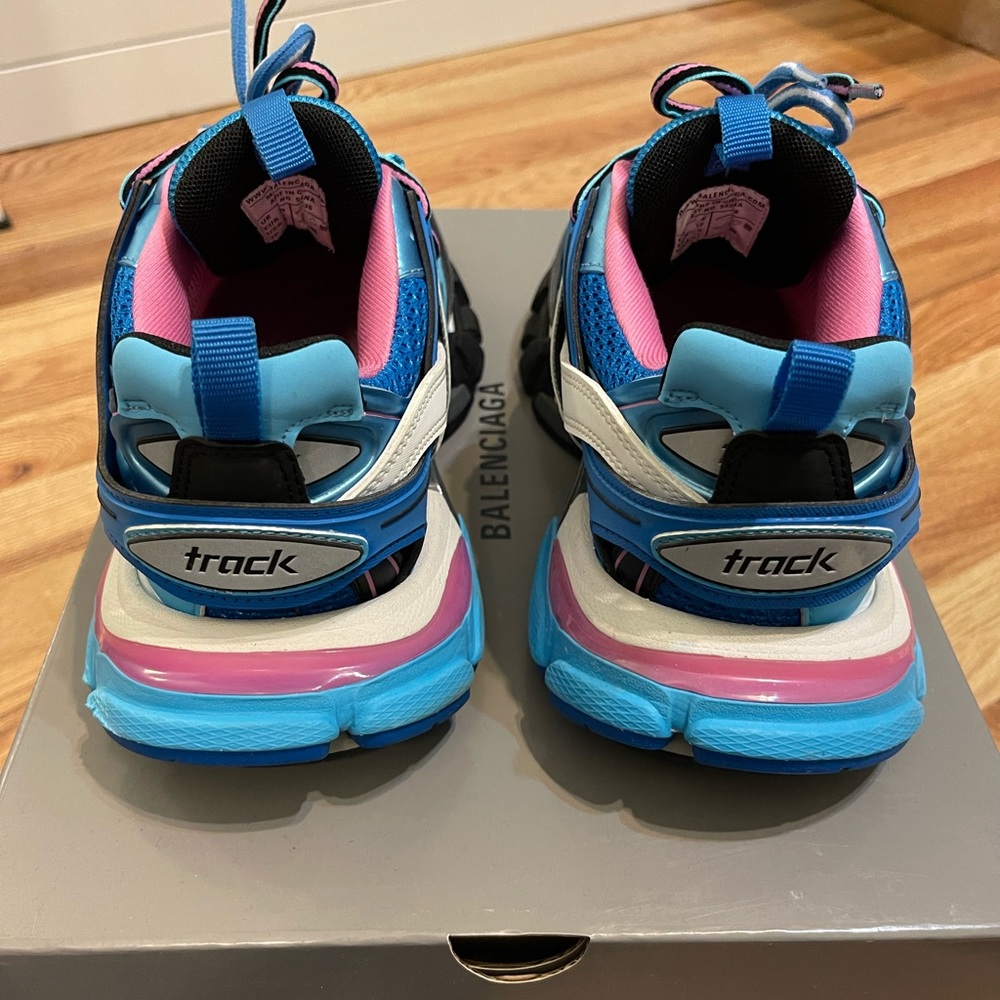 Balenciaga Track Sneakers - Picture 3 of 6